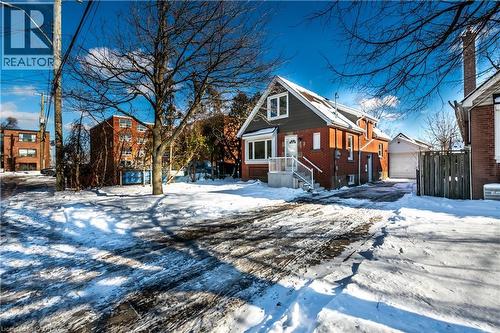 3 East 35Th Street, Hamilton, ON - Outdoor