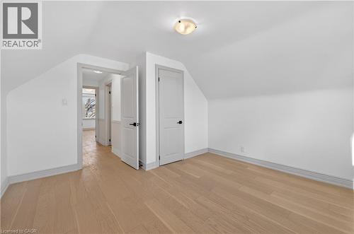 3 East 35Th Street, Hamilton, ON - Indoor Photo Showing Other Room