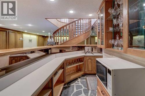 76 Edgeland Road Nw, Calgary, AB - Indoor Photo Showing Other Room