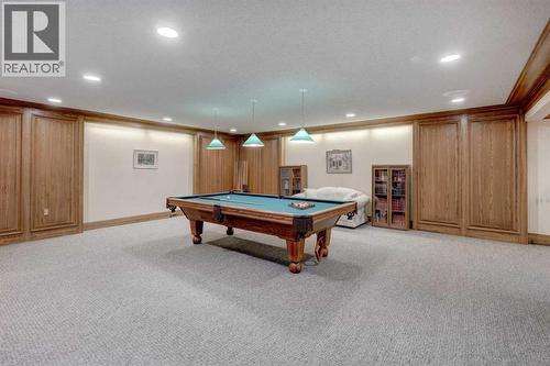 76 Edgeland Road Nw, Calgary, AB - Indoor Photo Showing Other Room