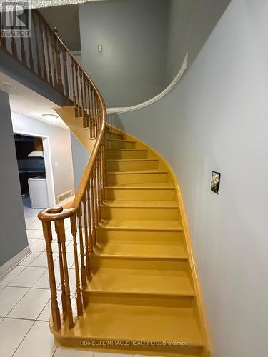 32 Hendricks Crescent, Brampton, ON - Indoor Photo Showing Other Room