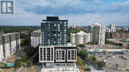 916 - 86 DUNDAS STREET E  Mississauga, ON L5A 1W4