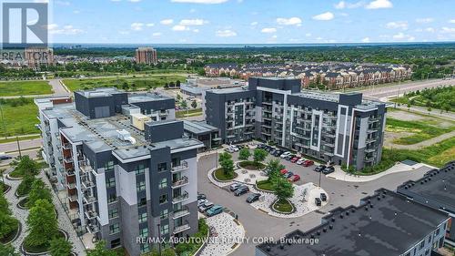 121 - 102 GROVEWOOD COMMON  Oakville, ON L6H 0X2