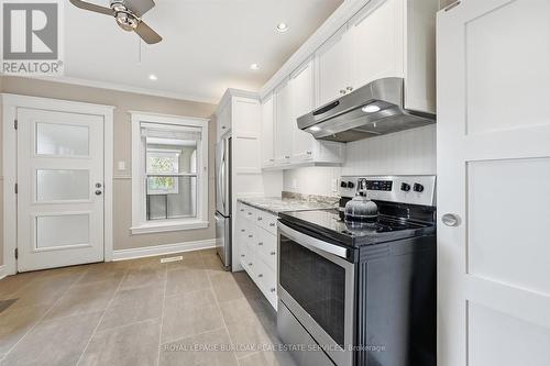43 Belview Avenue, Hamilton, ON - Indoor Photo Showing Kitchen