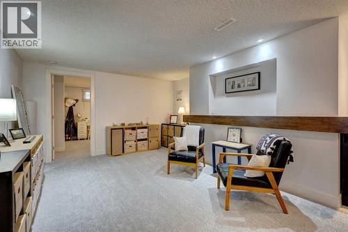 82 Gladys Ridge Road Sw, Calgary, AB - Indoor