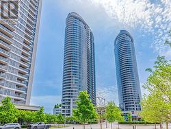 2021 - 135 VILLAGE GREEN SQUARE  Toronto, ON M1S 0L1
