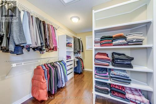 2120 Dalecroft Crescent, Burlington, ON - Indoor With Storage