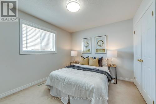 2120 Dalecroft Crescent, Burlington, ON - Indoor Photo Showing Bedroom