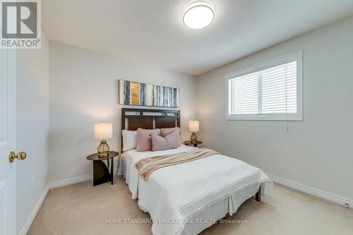 2120 Dalecroft Crescent, Burlington, ON - Indoor Photo Showing Bedroom