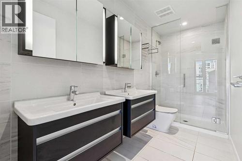 602, 930 16 Avenue Sw, Calgary, AB - Indoor Photo Showing Bathroom