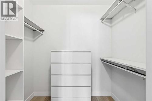 602, 930 16 Avenue Sw, Calgary, AB - Indoor With Storage