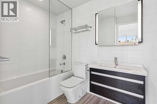 602, 930 16 Avenue Sw, Calgary, AB - Indoor Photo Showing Bathroom