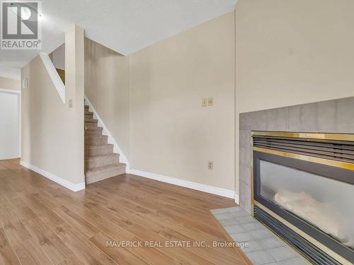 49 - 536 Third Street, London East (East H), ON - Indoor With Fireplace