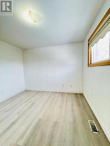 20 Terrace Drive, Hamilton, ON - Indoor Photo Showing Other Room