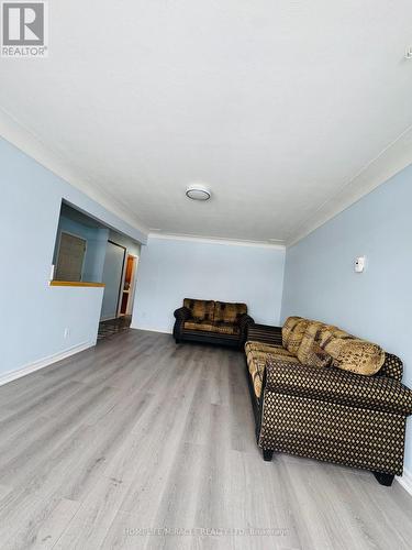 20 Terrace Drive, Hamilton, ON - Indoor Photo Showing Bedroom