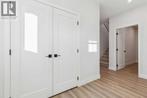 120 Quartz Crescent, Cochrane, AB - Indoor Photo Showing Other Room