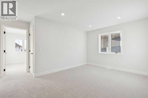 120 Quartz Crescent, Cochrane, AB - Indoor Photo Showing Other Room