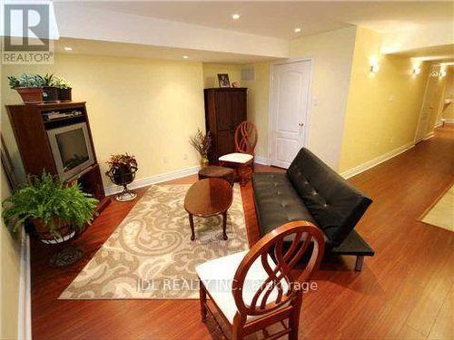 1919 Bur Oak Avenue, Markham, ON - Indoor