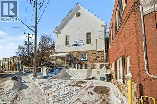 37 Wellington Street, Cambridge, ON 