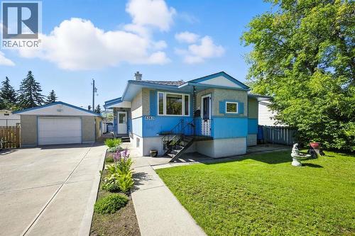 6383 32 Avenue Nw, Calgary, AB - Outdoor With Facade