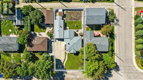 Approx. 60 ft wide × 113 ft deep - 6383 32 Avenue Nw, Calgary, AB - Outdoor