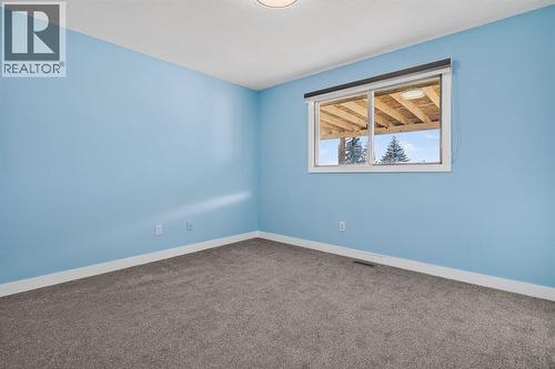 255 Rundleridge Drive Ne, Calgary, AB - Indoor Photo Showing Other Room