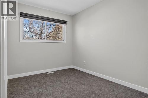 255 Rundleridge Drive Ne, Calgary, AB - Indoor Photo Showing Other Room