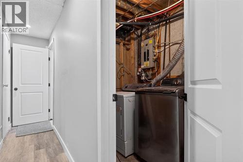 255 Rundleridge Drive Ne, Calgary, AB - Indoor