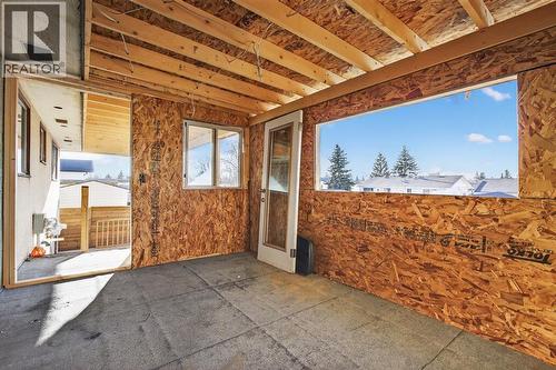 255 Rundleridge Drive Ne, Calgary, AB - Outdoor