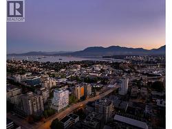 TH3 2323 FIR STREET  Vancouver, BC V6J 1S5