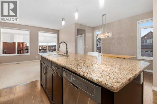 53 Sage Bank Link Nw, Calgary, AB - Indoor Photo Showing Kitchen