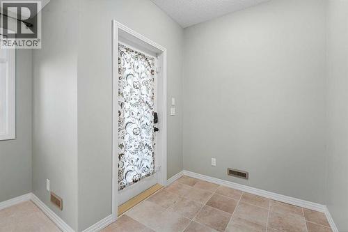 53 Sage Bank Link Nw, Calgary, AB - Indoor Photo Showing Other Room