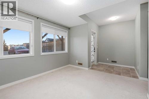 53 Sage Bank Link Nw, Calgary, AB - Indoor Photo Showing Other Room