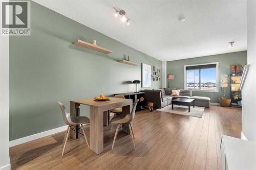 39 Silverado Way Sw, Calgary, AB - Indoor