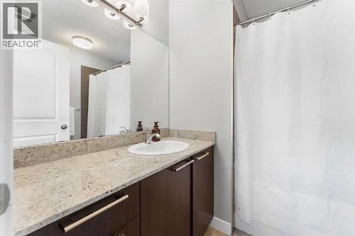 39 Silverado Way Sw, Calgary, AB - Indoor Photo Showing Bathroom