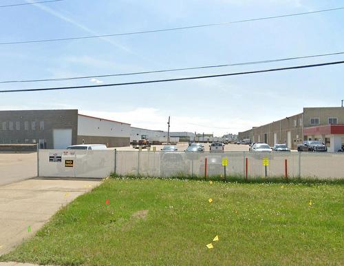 6309  76 Avenue, Edmonton, AB 