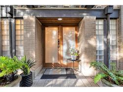 4 328 E 2ND STREET  North Vancouver, BC V7L 1C7