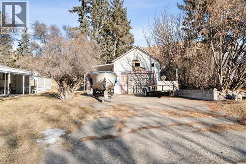 328 Third Street W, Cochrane, AB 