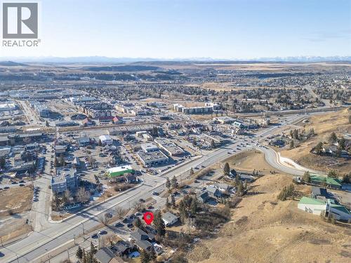 328 Third Street W, Cochrane, AB 