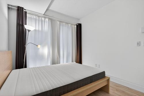 Chambre à coucher - 301-1200 Rue Crescent, Montréal (Ville-Marie), QC - Indoor Photo Showing Bedroom