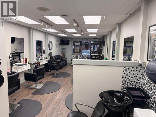 22752 Lougheed Highway, Maple Ridge, BC 