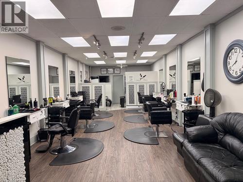 22752 Lougheed Highway, Maple Ridge, BC 