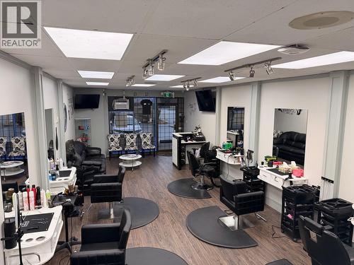 22752 Lougheed Highway, Maple Ridge, BC 