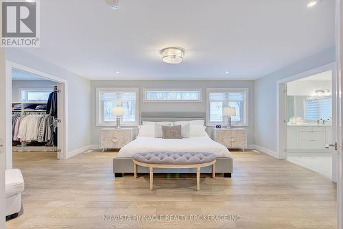 2168 Ironwood Road, London South (South K), ON - Indoor Photo Showing Bedroom