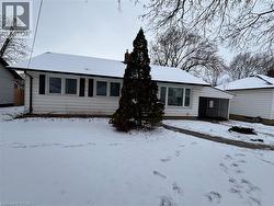 118 JACOBSON Avenue Unit# Upper  St. Catharines, ON L2T 3A5