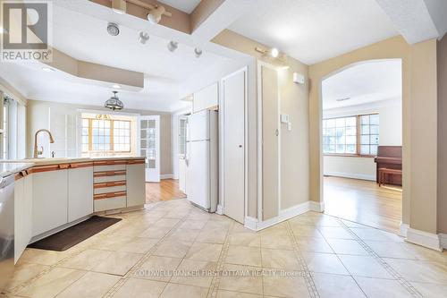 413 Island Park Drive, Ottawa, ON - Indoor Photo Showing Kitchen
