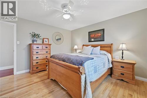 768 King Road, Burlington, ON - Indoor Photo Showing Bedroom