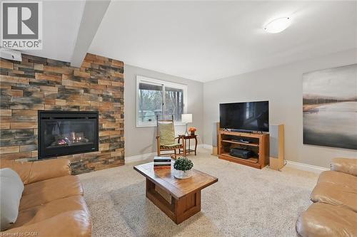768 King Road, Burlington, ON - Indoor Photo Showing Living Room With Fireplace