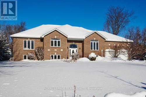 6637 STANMORE STREET  Ottawa, ON K4P 1G7