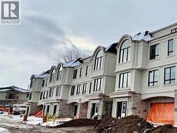 15 LAKE Street Unit# TH3  Grimsby, ON L3M 2G4